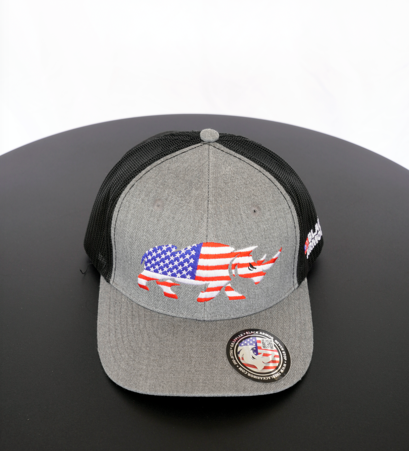 Bandera de rinoceronte gris